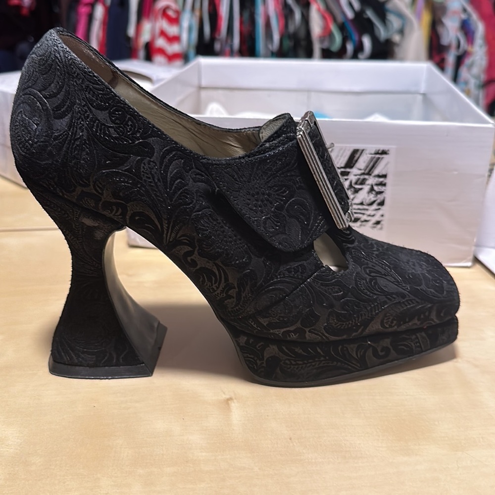 Black Suede Munsters Size 10